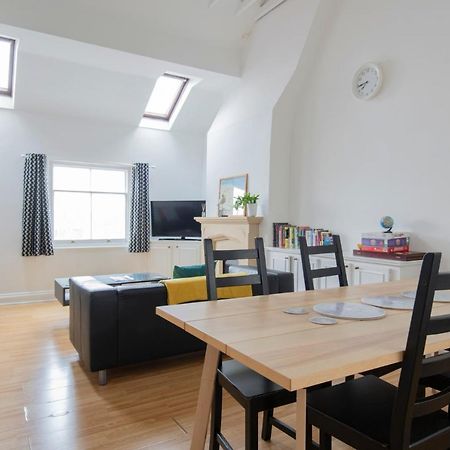 Fantastic 3 Bed Brighton House- Sleeps 6- Superfast Wifi And Garageアパートメント エクステリア 写真