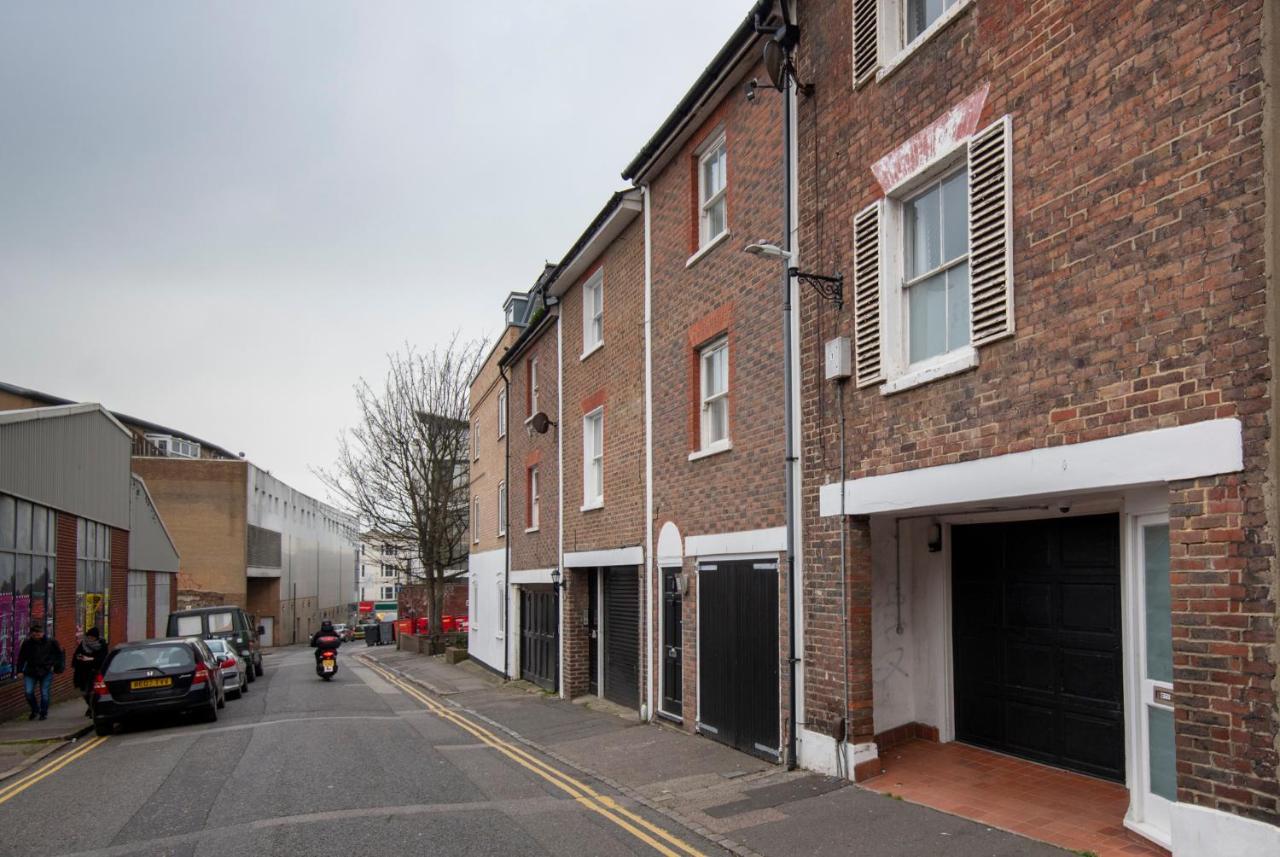 Fantastic 3 Bed Brighton House- Sleeps 6- Superfast Wifi And Garageアパートメント エクステリア 写真